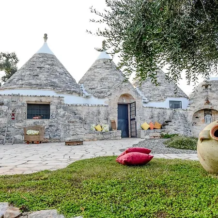 Vila Trulli Li Serre, Luxury With Private Pool