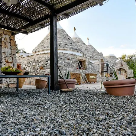 Trulli Li Serre, Luxury With Private Pool Vila Ostuni