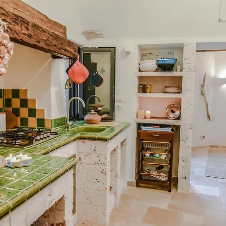 Trulli Li Serre, Luxury With Private Pool Vila