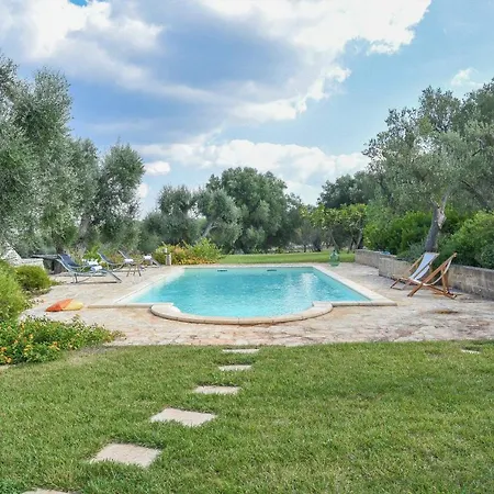 Vila Trulli Li Serre, Luxury With Private Pool