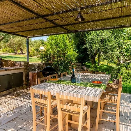 Vila Trulli Li Serre, Luxury With Private Pool *